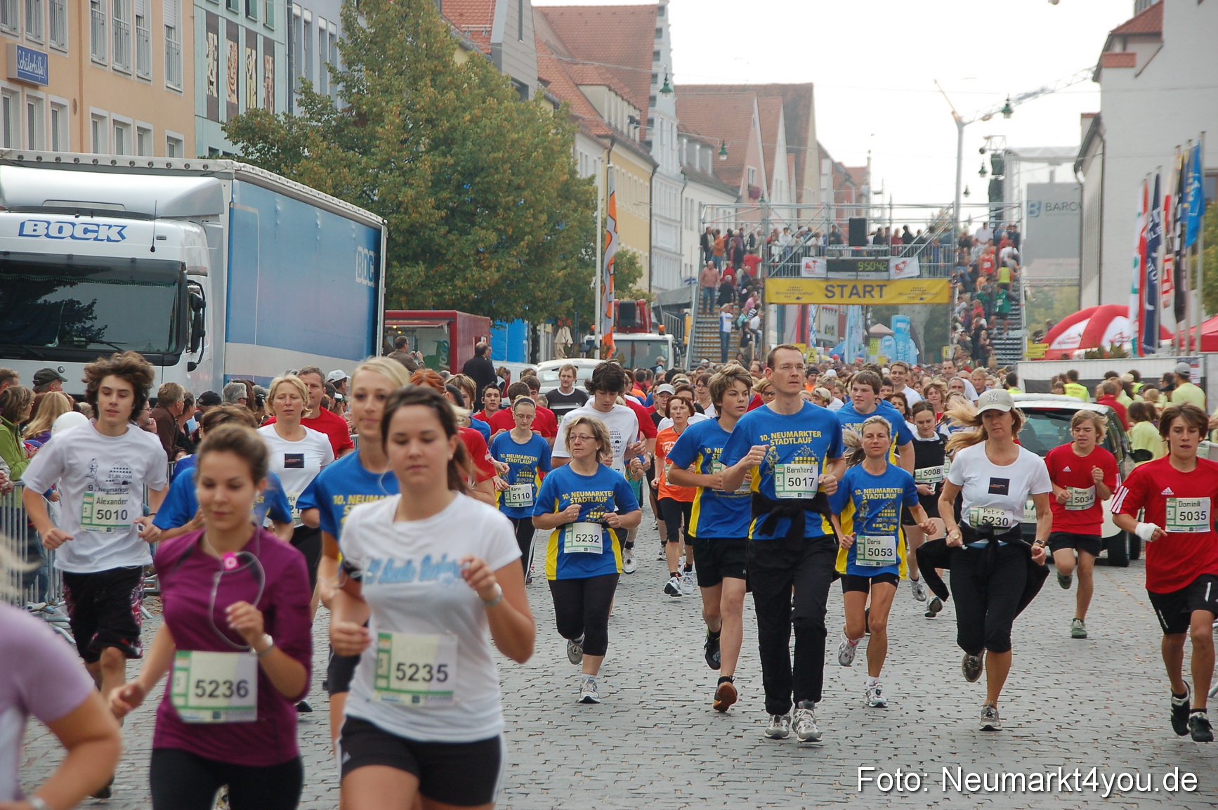 0005 Stadtlauf Neumarkt Unterer Markt 200909